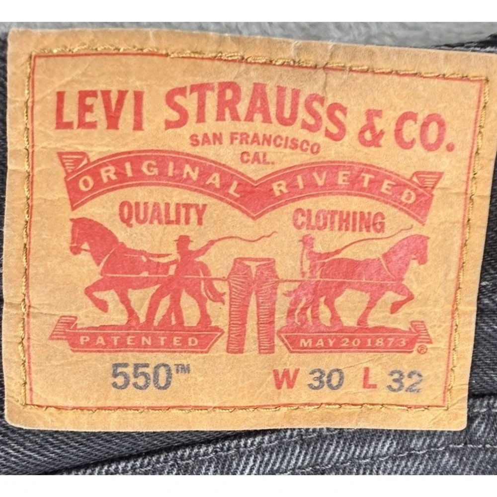 Levis 550 Mens Jeans 30x32 Relaxed Fit Black Denim Straight Leg Red Tab